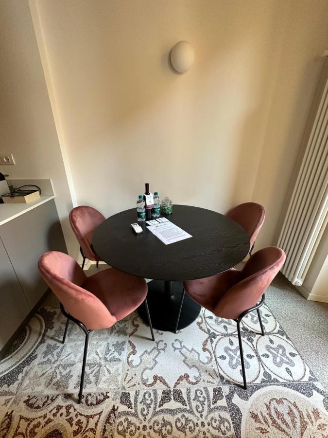 Milano Apartments Navigli Porta Genova מראה חיצוני תמונה